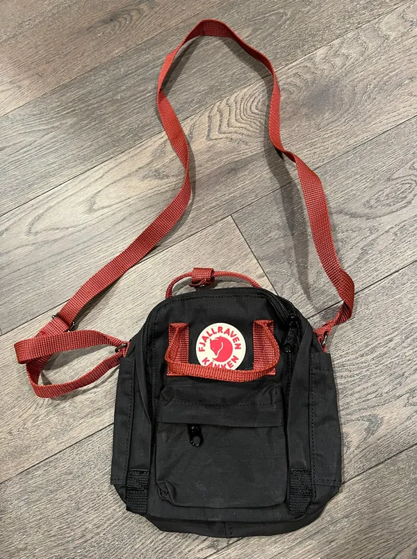 Fjällräven Kanken Mini Backpack Black/Ox Red - Image 2