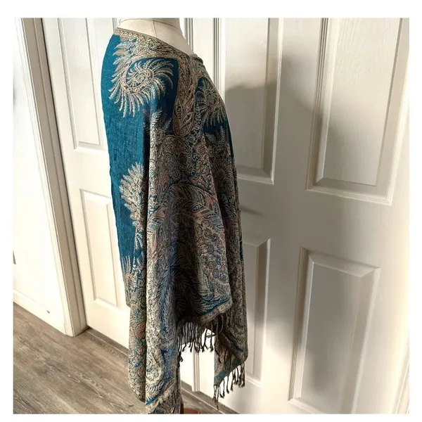 Blue shawl Blue - Image 5