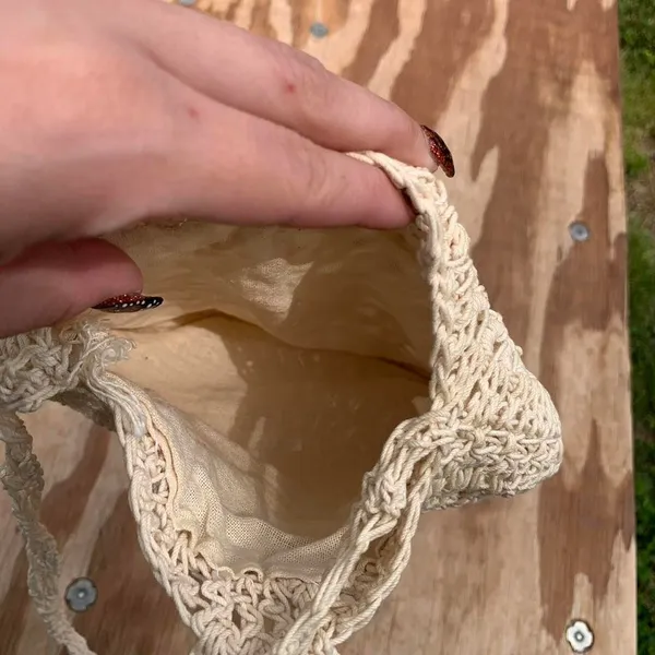 Vintage crochet‎ circle off the shoulder purse - Image 6