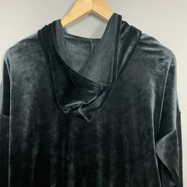 Felina Velour Zip-Up Hoodie Sweatshirt Jacket Black Pockets Women Size Medium - Image 5