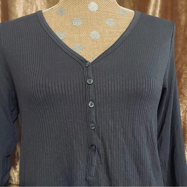Old Navy Relaxed Henley Long Sleeve - Image 2