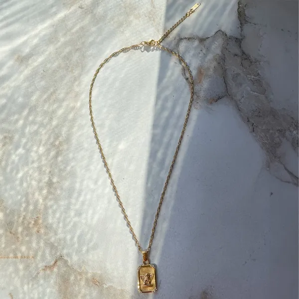 Angel engraved charm gold necklace - Image 2