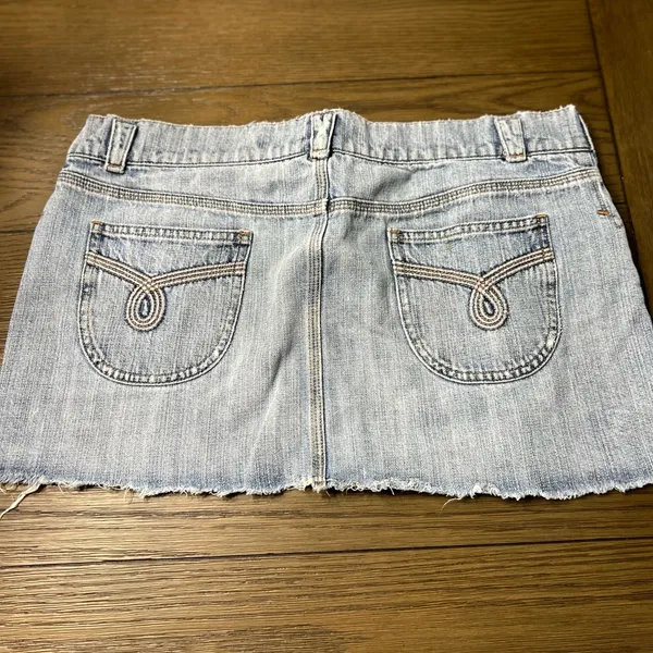 Mossimo micro-mini jean skirt. Gently used. Size 13. - Image 3