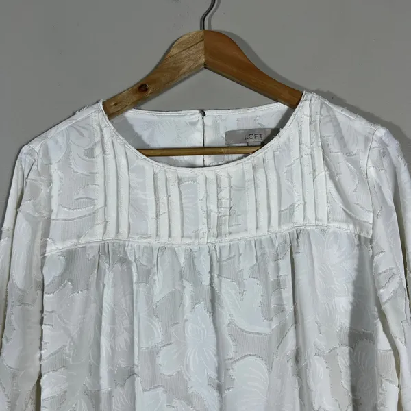 LOFT Floral Jacquard Burnout Blouse White Romantic Pintuck Yoke Top Size M - Image 2
