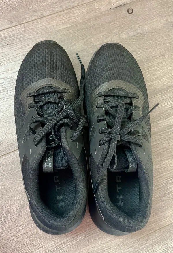 Under Armour Shoes - Image 2