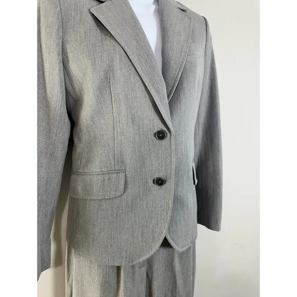 Anne Klein Heather Gray Two Button Blazer and Straight Leg Pants Suit Set Size 2 - Image 3
