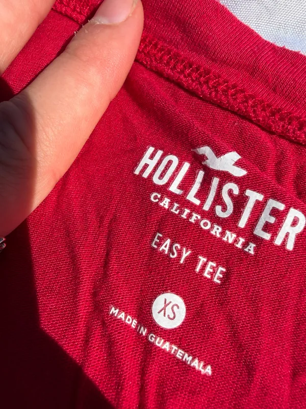 Hollister red easy tee  - Image 4