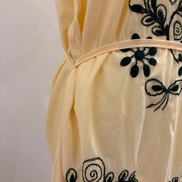 VTG 70s Butter Yellow Floral Embroidered House Dress Boho Granny Ecuador Small - Image 5