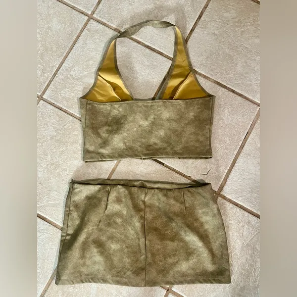 New! 2 Piece Faux Leather Lace Up Halter Top with Mini Skirt Set gold sz large - Image 6