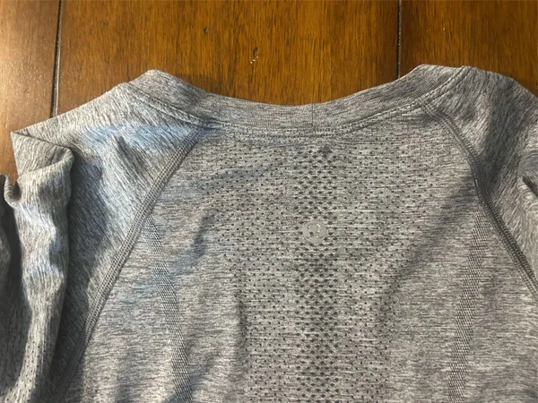 Swiftly Lululemon Long Sleeve Tech 2.0 - Image 4