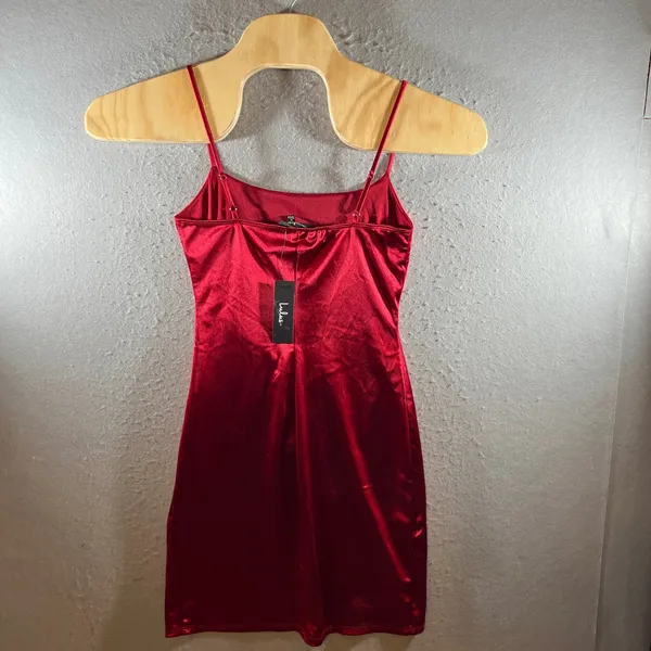1300 | NWT Lulus Red‎ Satin Cutout Bodycon Holiday Cocktail Mini Dress Womens M - Image 2