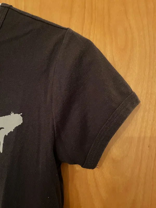 Dark Gray Tee with White Star Graphic Black - Image 2