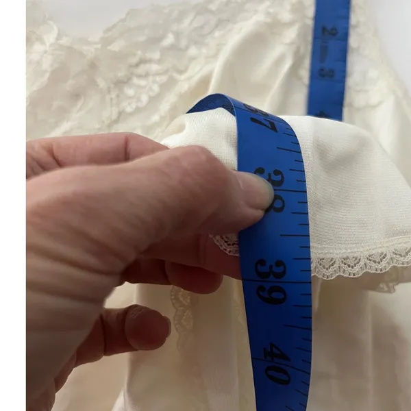 Vintage Ivory‎ Lace Full Slip Nightgown Romantic Bridal Vassarette L - Image 9