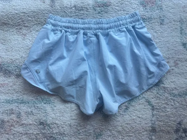 Lululemon Low-Rise Hotty Hot Shorts 2.5" Light Blue - Image 2