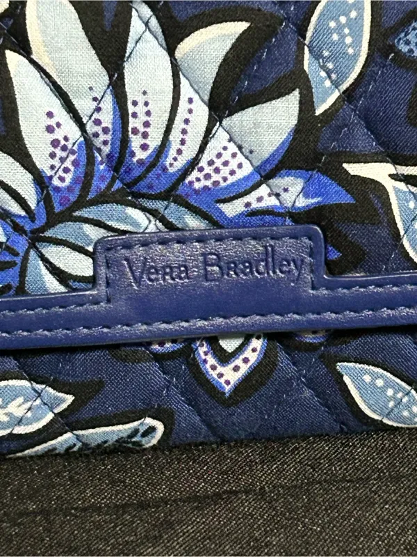 Vera Bradley Blue Floral Quilted Wristlet Wallet - Image 5