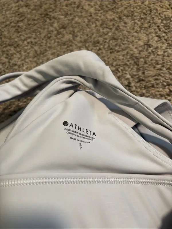 Athleta Flex Spacer Sports Bra size small - Image 3