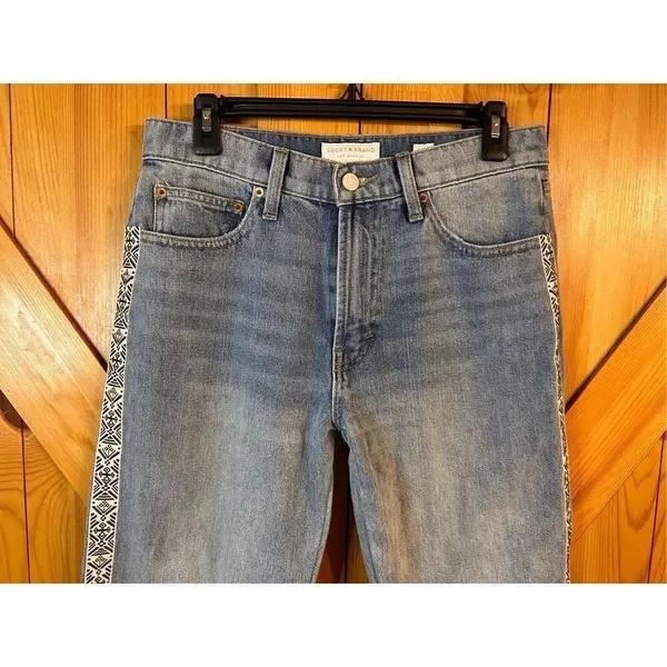 Lucky brand relaxed taper jeans Size 4/27 raw hem side design (4668) - Image 3