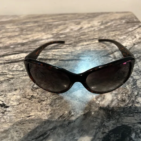 Brown Wraparound Sunglasses with Gradient Lenses - Image 2