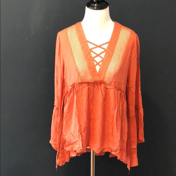 Coral Boho Crochet Lace Up V Neck Bell Sleeve Babydoll Hi Low Top Blouse Size S - Image 3