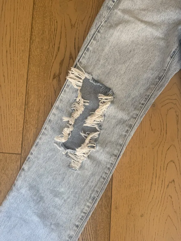 Garage Light Blue Distressed Straight Leg Jeans - Image 4