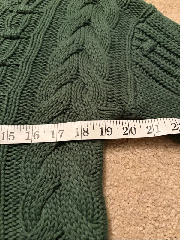 Stitches and stripes v neck cable knit long sleeve sweater size medium - Image 10