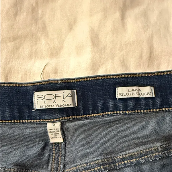 sofia by sofia vergara Dark Blue Relaxed Fit Jeans Size 18 - Image 5