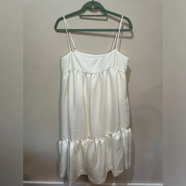 Black Halo Dixie‎ Tiered Crepe Dress White, size Large - Image 2