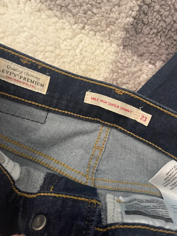Levi's Mile High Super Skinny Jeans - Image 4