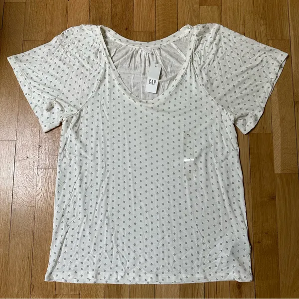 NWT - GAP white U neck blouse - Image 7