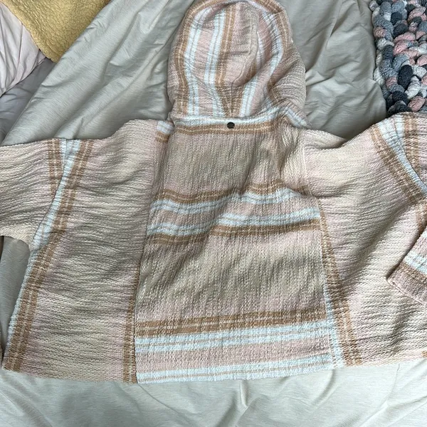 Women’s Roxy Baja pullover striped surfer cropped hoodie size small - Image 4