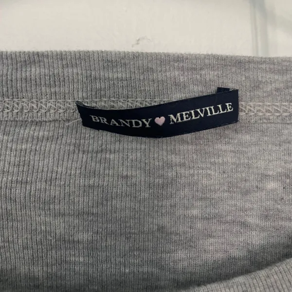 Brandy Melville Long Sleeve - Image 3