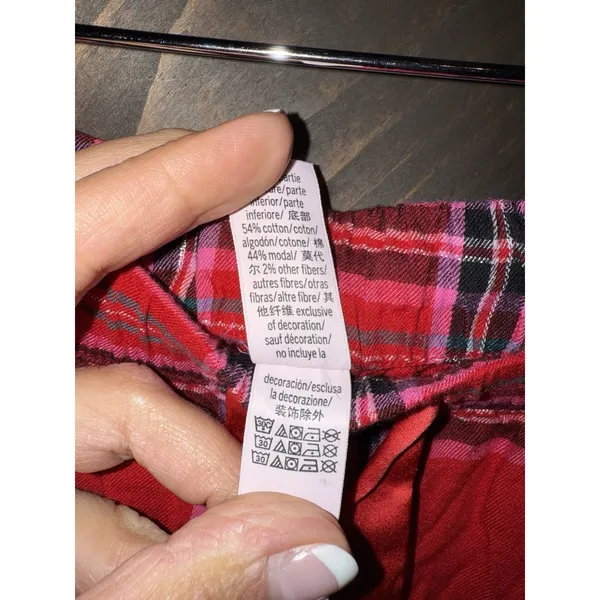 Victoria's Secret Women's‎ XS Pajama Set Red Plaid Long Sleeve EUC - Image 6