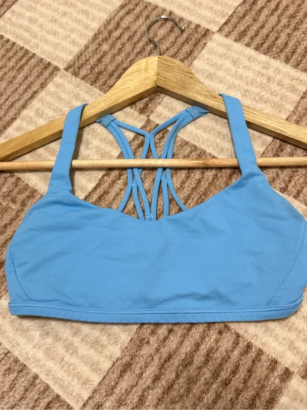 Lululemon Free To Be Zen Bra Size 6 Blue - Image 6
