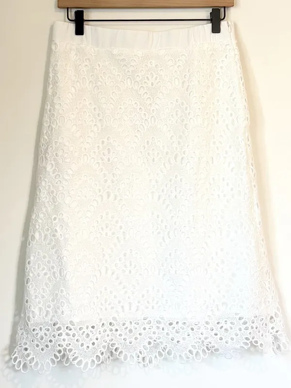 NWT Cupshe White Cutout Scalloped Hem Midi Skirt - Size: Large - Image 5