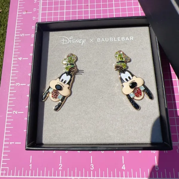 1 pc Disney X BAUBLEBAR Minnie Mouse Pluto Goofy diamond drop earring w/ box 🎁 - Image 9