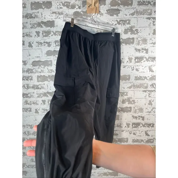 Athleta | women black straight leg 8p pants zipper ankle - Image 7