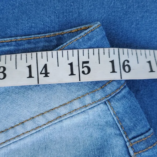 Unbranded straight leg jeans size medium - Image 3