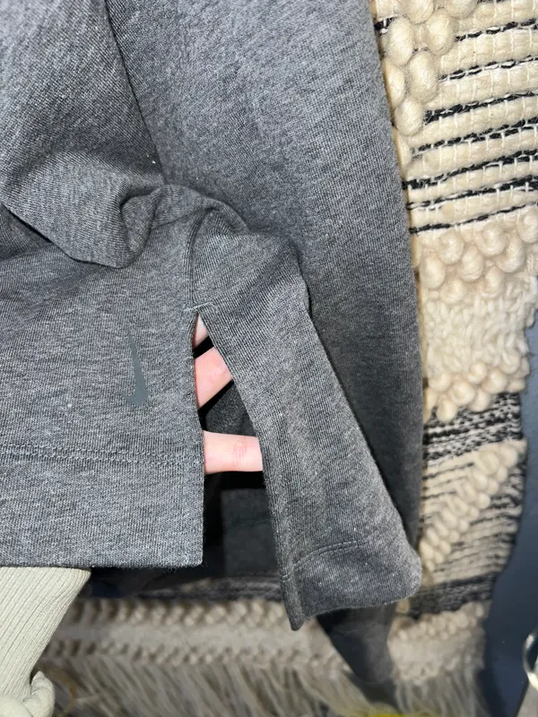 Nike Yoga  Pullover - Image 5