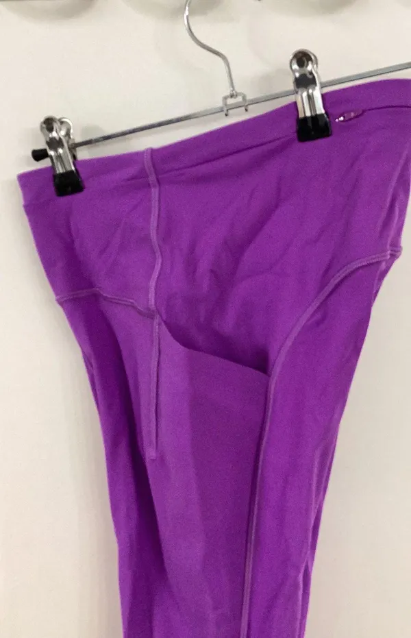 Lululemon Wunder Under Leggings 28” - Image 2