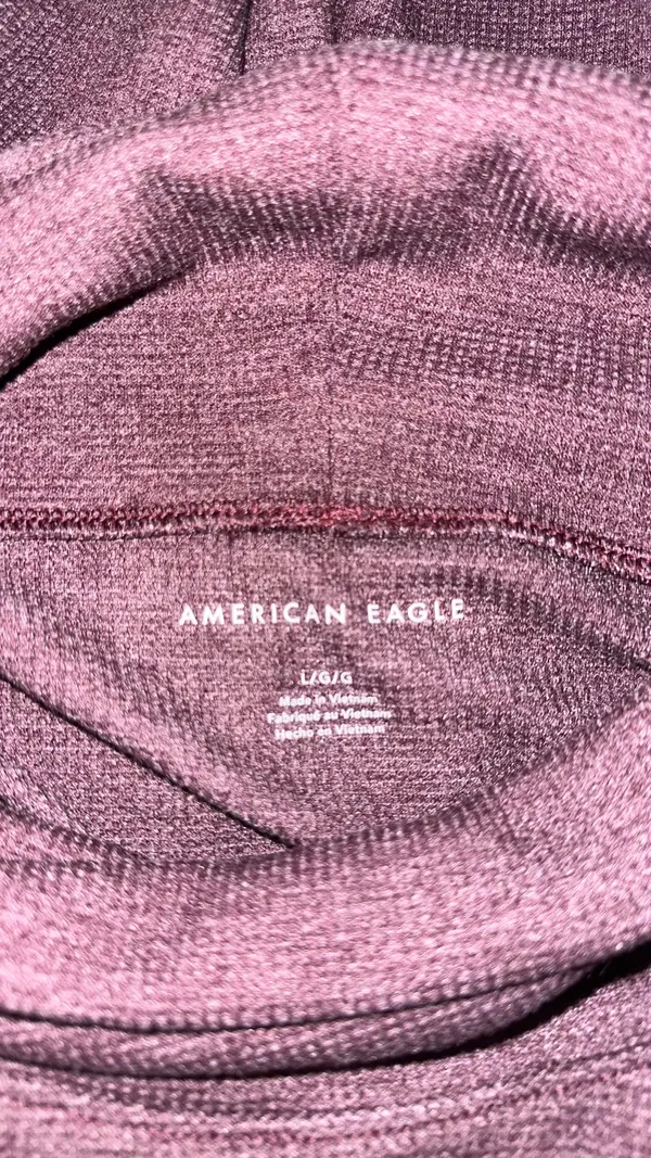 American Eagle Cropped Oversized Sweater - Image 3