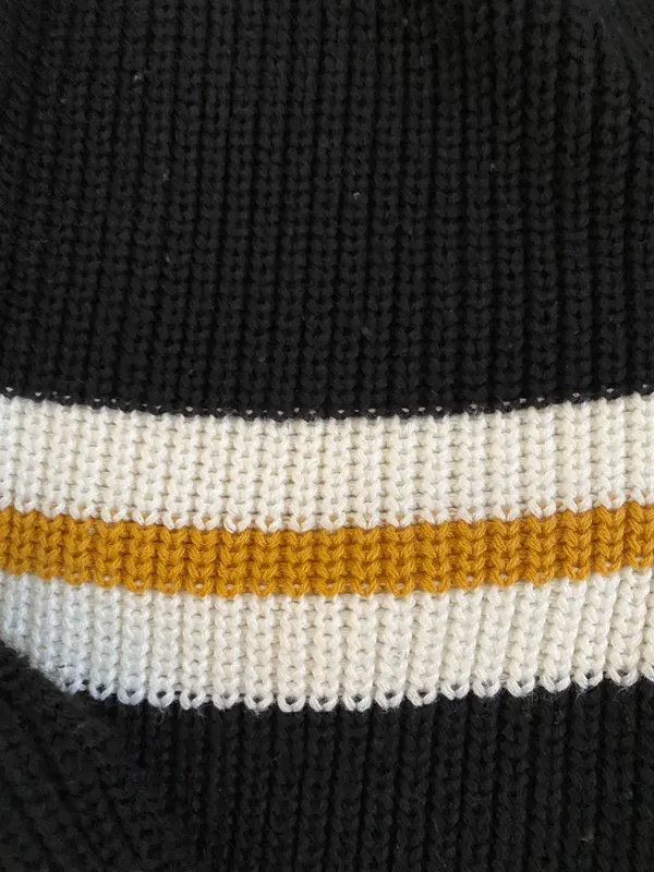 Forever 21 Vintage Chunky Cardigan - Image 2