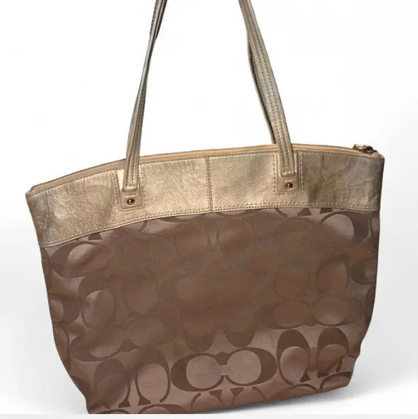 Coach Tote - Image 4