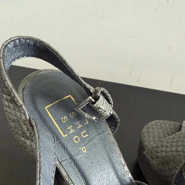 ShuShop Chunky Platform Sandals in‎ Gray with Ankle Strap Sz 6 - Image 6