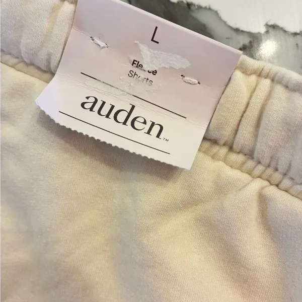 Auden Women's Cream Drawstring Lounge Shorts Size L - Image 3