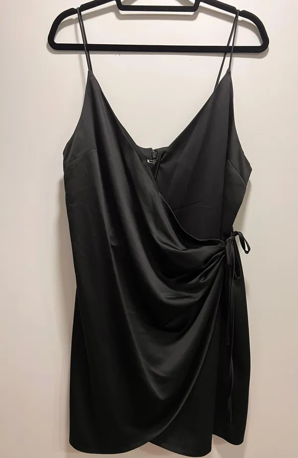 Topshop LIKE NEW BLACK WRAP DRESS SIZE 12 - Image 2