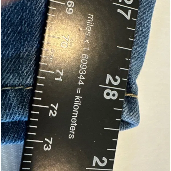 NWT Levi's Signature Jeans Women's 20M Mid Rise Skinny Jeans - Image 10