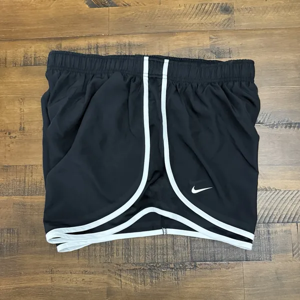 Nike Women's Black White Purdue Boilermakers College Athletic‎ Shorts Size Large - Image 4