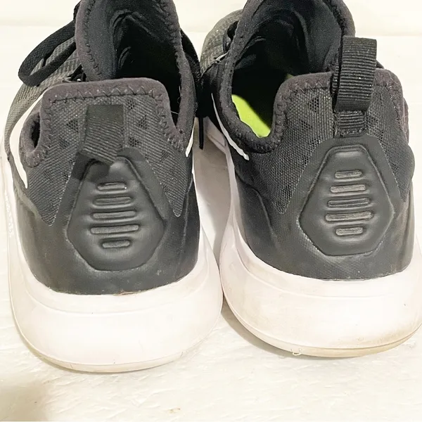 Nike Size 9.5 Free TR 8‎ Training Running Shoes Sneakers Black White Low Top - Image 7