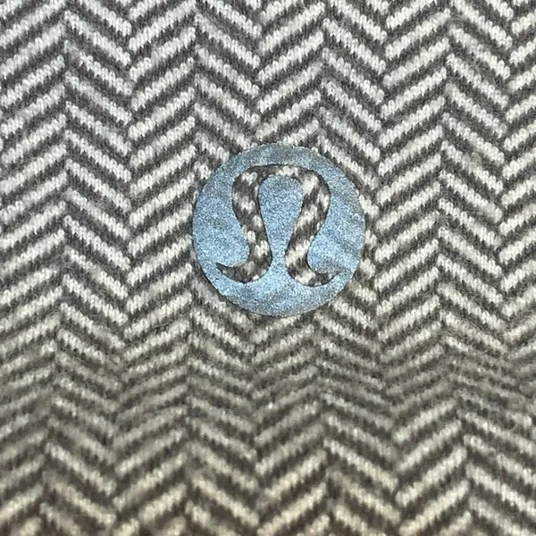 Lululemon Wunder Under Gray Chevron Print Mid Rise Workout Yoga Leggings Pants M - Image 4