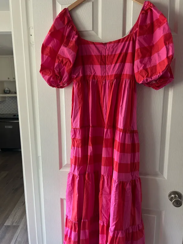 Red and pink puff sleeve dress - Image 2